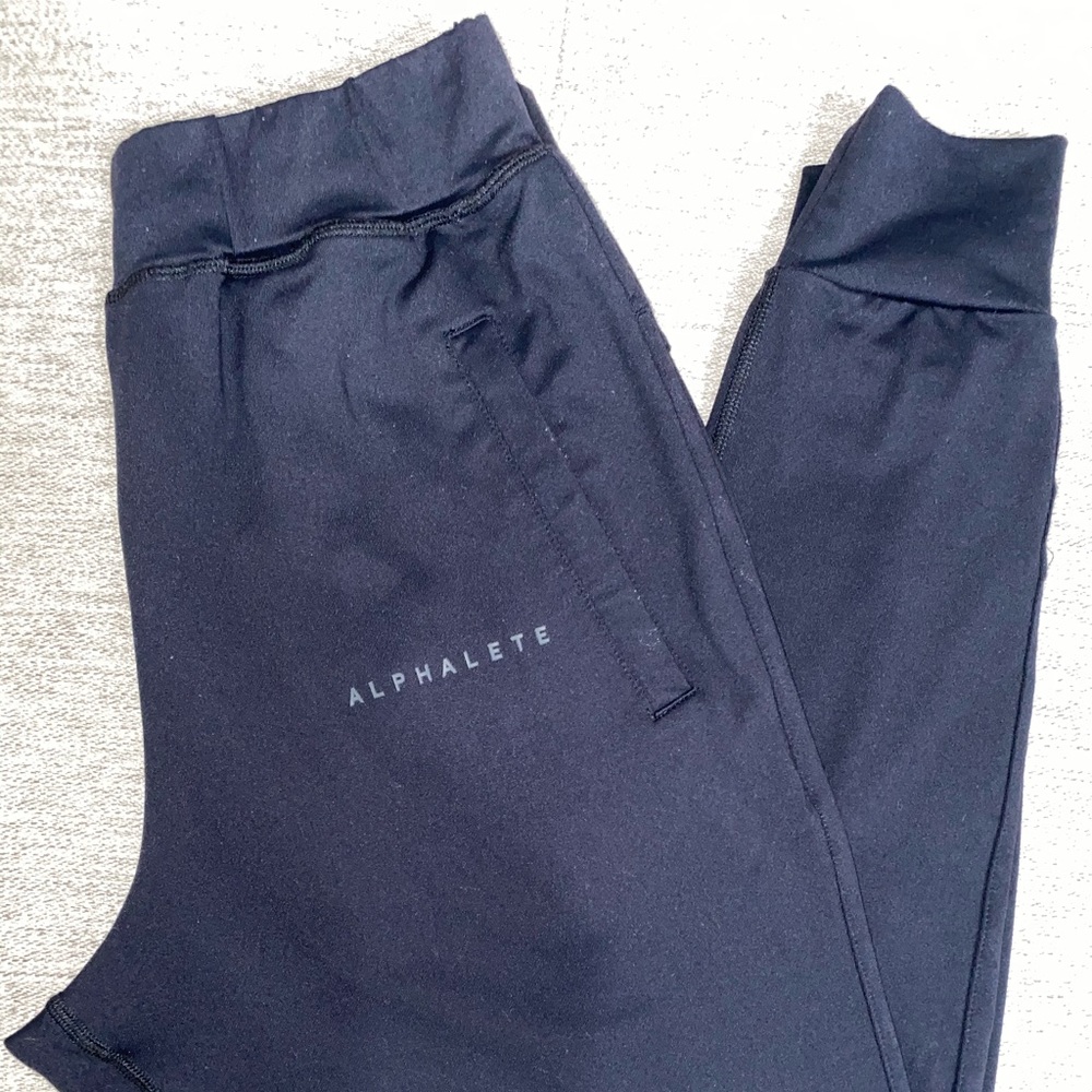 ALPHALETE Premium Joggers Black